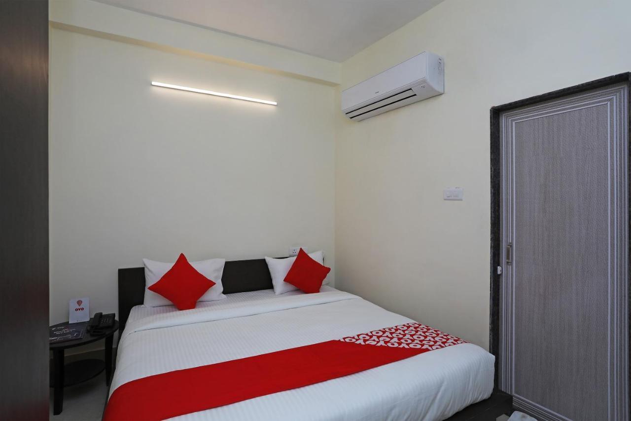 Oyo 16708 Sada Shiv Guest House Varanasi Bagian luar foto