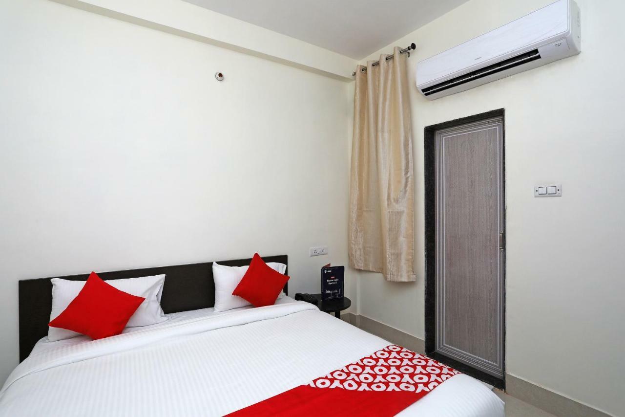 Oyo 16708 Sada Shiv Guest House Varanasi Bagian luar foto